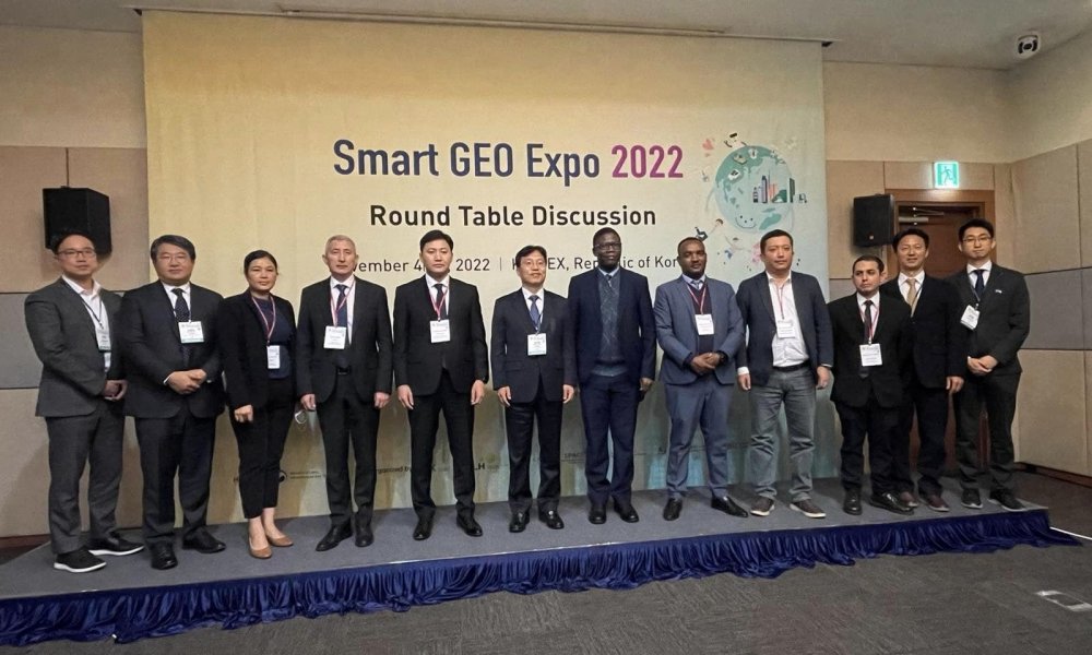 “SMART GEO EXPO 2022” ЗОХИОН БАЙГУУЛАГДАН, ГЕО-ОРОН ЗАЙН МЭДЭЭЛЛИЙГ ХӨГЖҮҮЛЭХ ХАМТЫН АЖИЛЛАГААНЫ ТУНХАГЛАЛЫГ БАТАЛЛАА